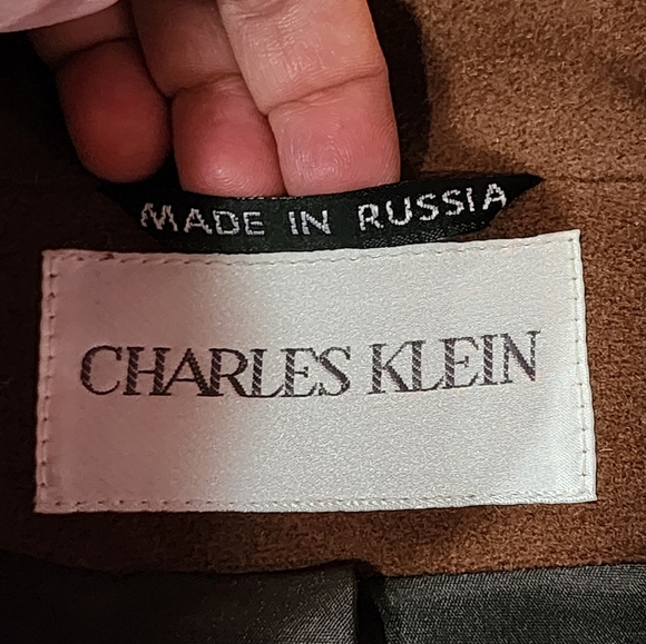 Vintage Charles Klein Brown 100% Coat with Black Velvet Trim and Button - Picture 12 of 15